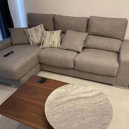 Skylark 2 Apartment
